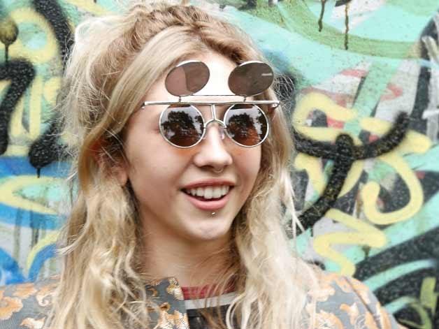 Flip Up Diffraction Glasses