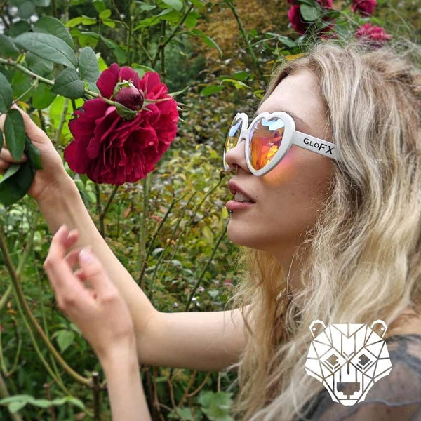 GloFX Heart Shaped Kaleidoscope Glasses - White